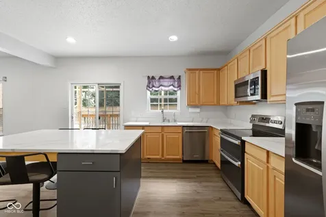 5719 Apple Branch Court Indianapolis IN 46237