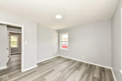 1620 Englewood Drive Indianapolis IN 46219
