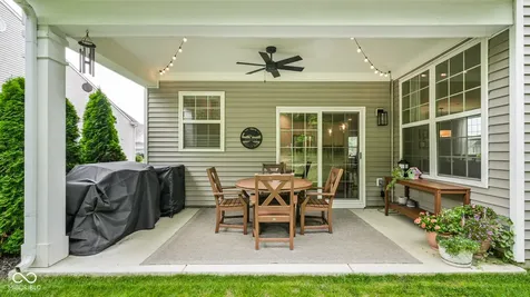 6768 Keepsake Drive Whitestown IN 46075