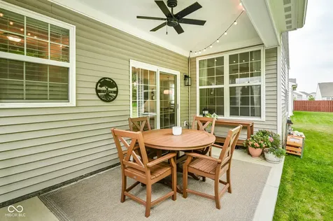 6768 Keepsake Drive Whitestown IN 46075