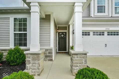 6768 Keepsake Drive Whitestown IN 46075