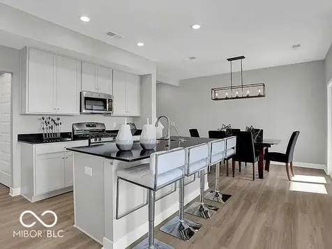 7573 Marin Parkway Indianapolis IN 46229