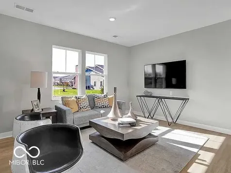 7573 Marin Parkway Indianapolis IN 46229