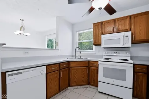 7733 Park North Lake Drive Indianapolis IN 46260