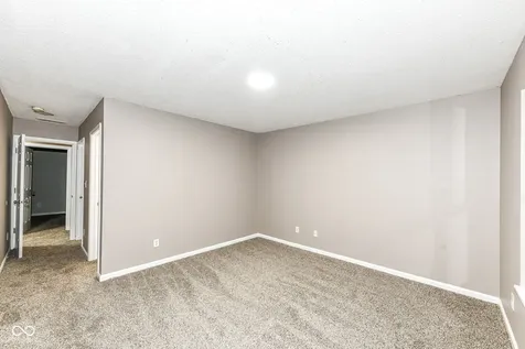 4120 Orchard Valley Lane Indianapolis IN 46235