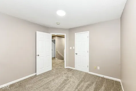 4120 Orchard Valley Lane Indianapolis IN 46235