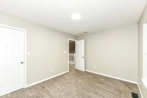 4120 Orchard Valley Lane Indianapolis IN 46235