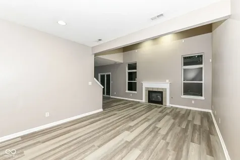4120 Orchard Valley Lane Indianapolis IN 46235