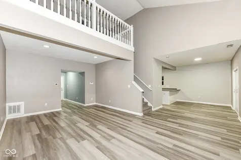 4120 Orchard Valley Lane Indianapolis IN 46235