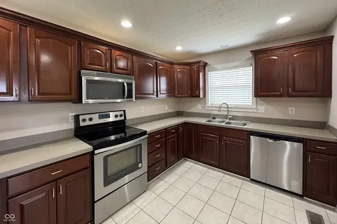 1473 Frontier Drive Greenwood IN 46143