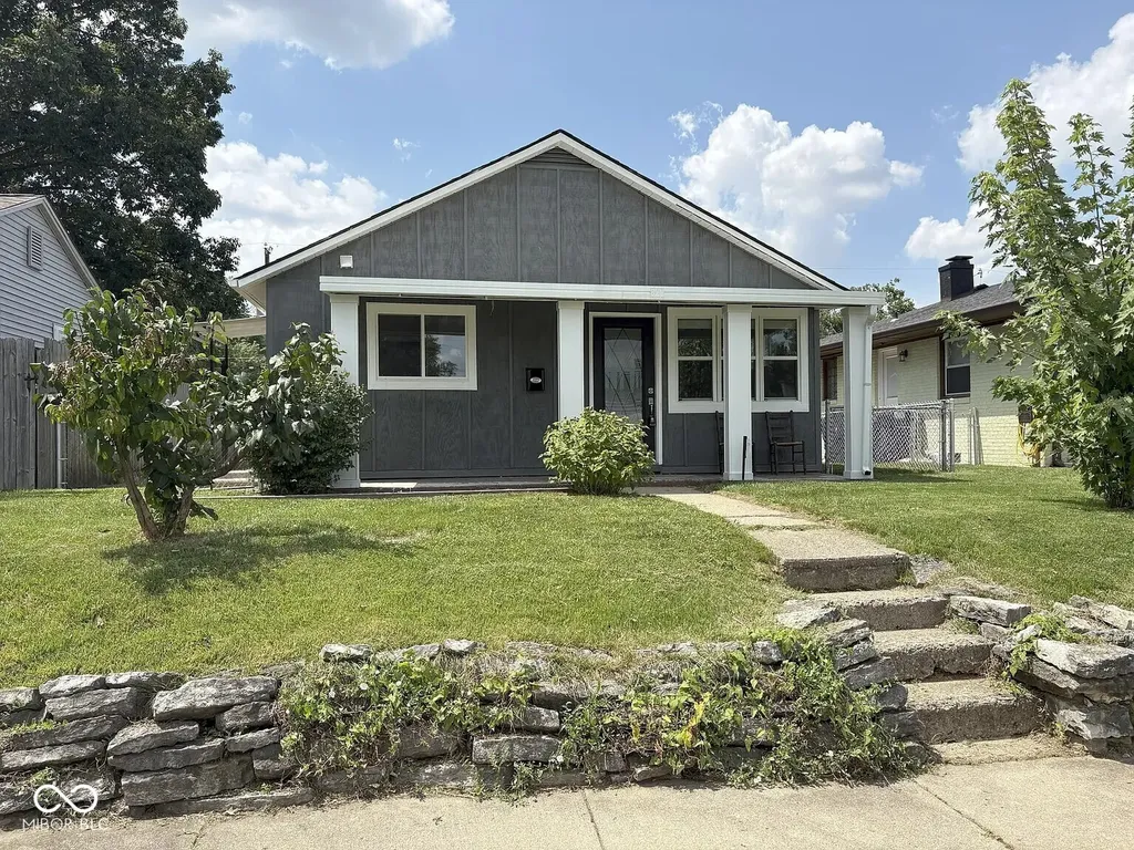 320 N 7th Avenue Beech Grove IN 46107