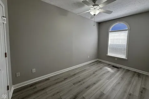 1442 Oakhill Drive Greenwood IN 46143