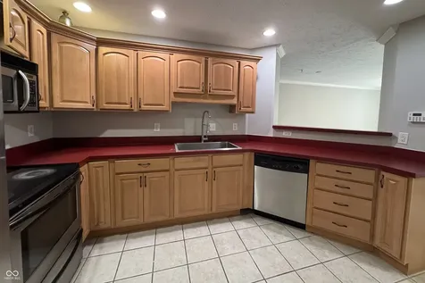 1442 Oakhill Drive Greenwood IN 46143