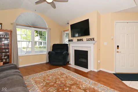 7311 Chapel Villas Drive Indianapolis IN 46214