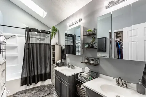 7880 Stonebranch North Drive Indianapolis IN 46256