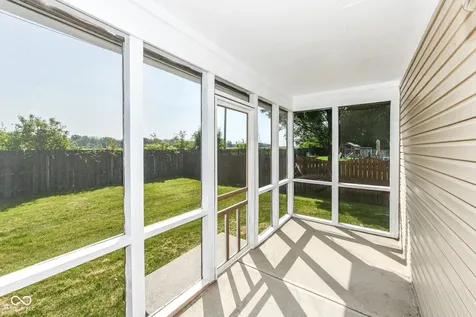 6384 Hillview Circle Fishers IN 46038