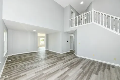 6384 Hillview Circle Fishers IN 46038