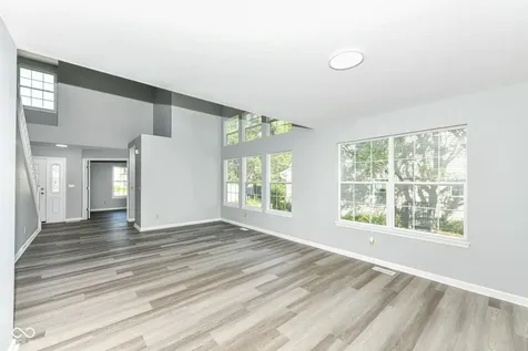 6384 Hillview Circle Fishers IN 46038