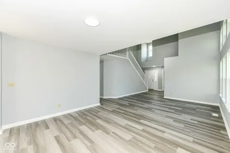 6384 Hillview Circle Fishers IN 46038