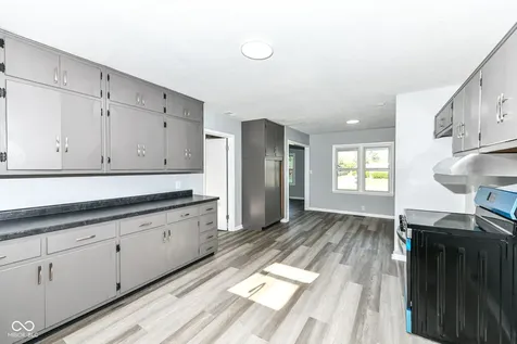 306 Payton Avenue Indianapolis IN 46219
