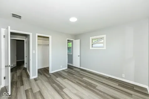 306 Payton Avenue Indianapolis IN 46219