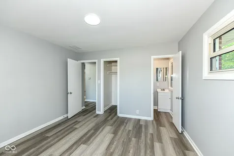 306 Payton Avenue Indianapolis IN 46219