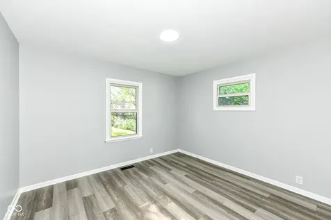 306 Payton Avenue Indianapolis IN 46219