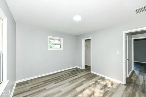 306 Payton Avenue Indianapolis IN 46219