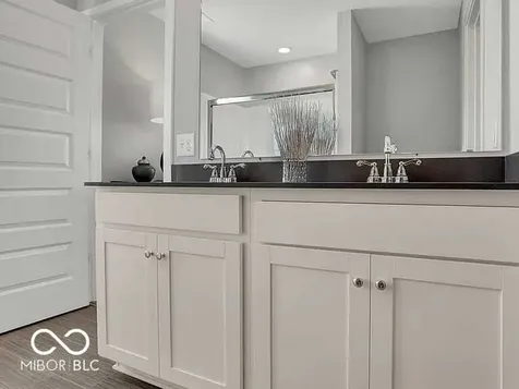 15243 Farrington Way Fishers IN 46037