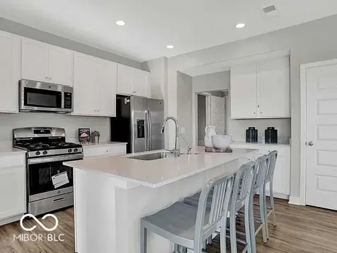15243 Farrington Way Fishers IN 46037