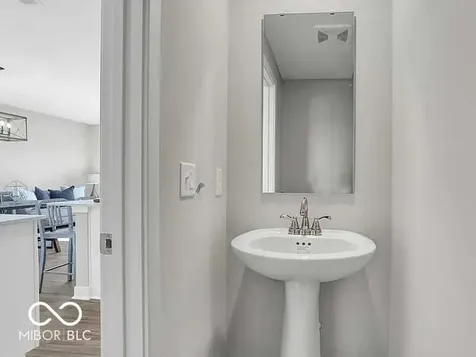 15243 Farrington Way Fishers IN 46037
