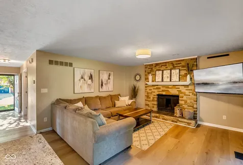 7816 Rock Rose Court Indianapolis IN 46237