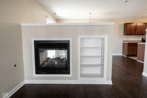 2781 Grand Fir Greenwood IN 46143