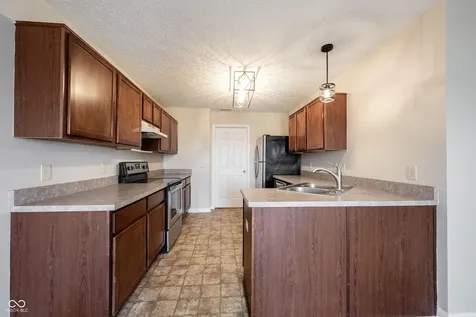 2781 Grand Fir Greenwood IN 46143