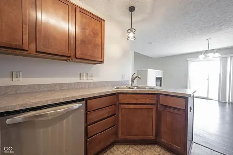 2781 Grand Fir Greenwood IN 46143