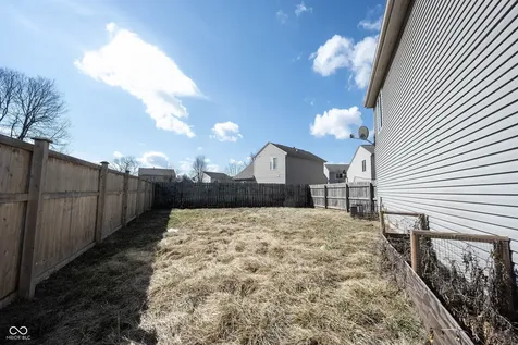 2781 Grand Fir Greenwood IN 46143