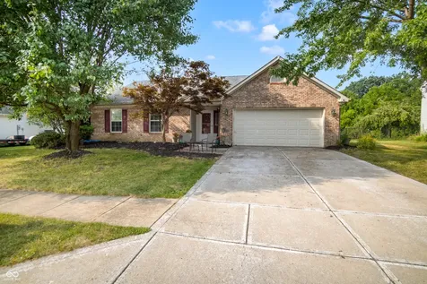10121 Cornith Way Avon IN 46123