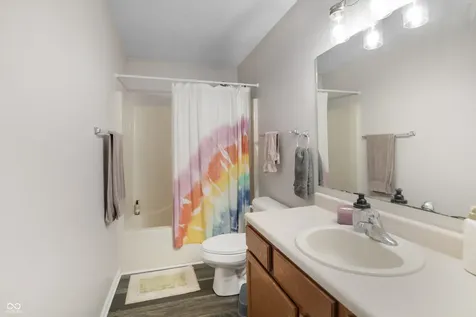 10121 Cornith Way Avon IN 46123