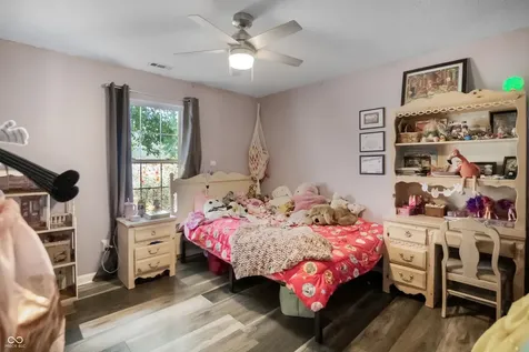 10121 Cornith Way Avon IN 46123