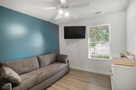 10121 Cornith Way Avon IN 46123