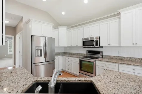 11003 Treyburn Drive Fishers IN 46037