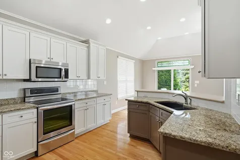 11003 Treyburn Drive Fishers IN 46037