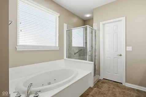 11003 Treyburn Drive Fishers IN 46037