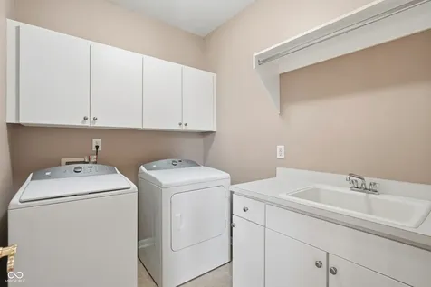 11003 Treyburn Drive Fishers IN 46037
