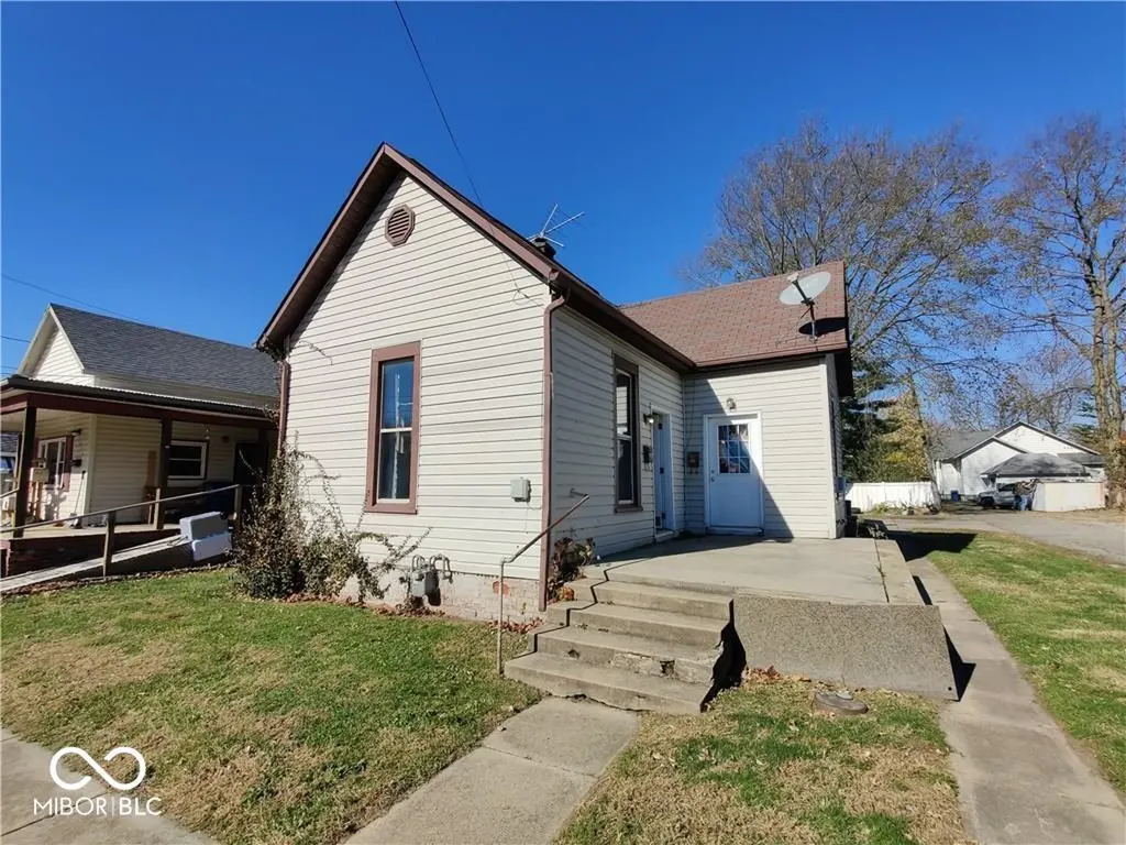 214 W Franklin Shelbyville IN 46176