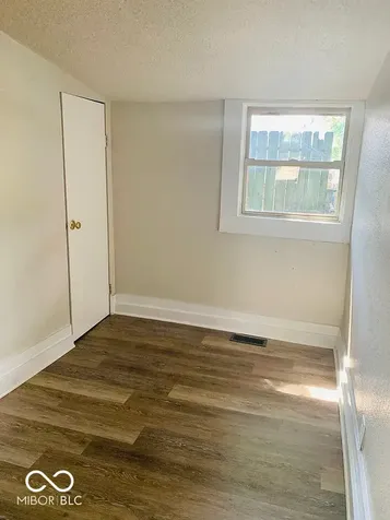 214 W Franklin Shelbyville IN 46176