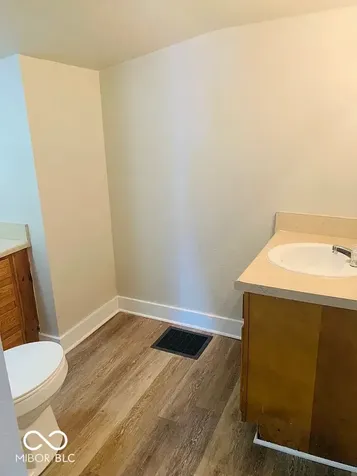 214 W Franklin Shelbyville IN 46176
