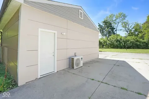 3375 Payton Avenue Indianapolis IN 46226