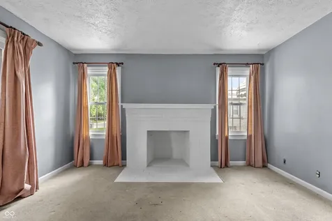 3744 Kinnear Avenue Indianapolis IN 46218