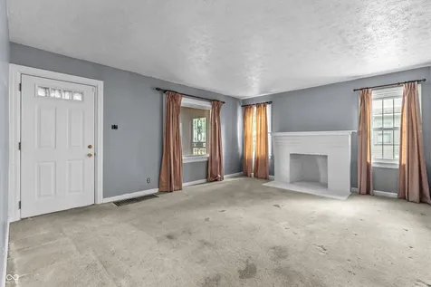 3744 Kinnear Avenue Indianapolis IN 46218